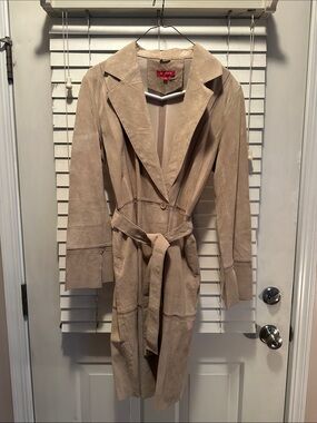 Vintage Beige 100% Suede Trench Coat with Belt